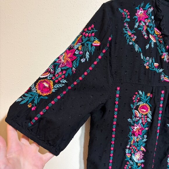 Sundance Dalilah Floral Embroidered Swiss Dot Blouse Black - Picture 6 of 11